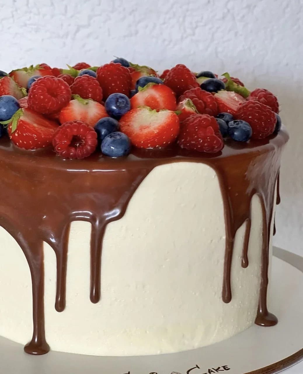 Chrisi Cake 69